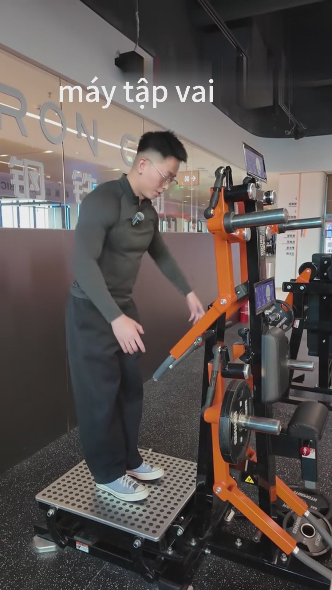 Standing Lateral Raise/Máy tập vai ngang đứng